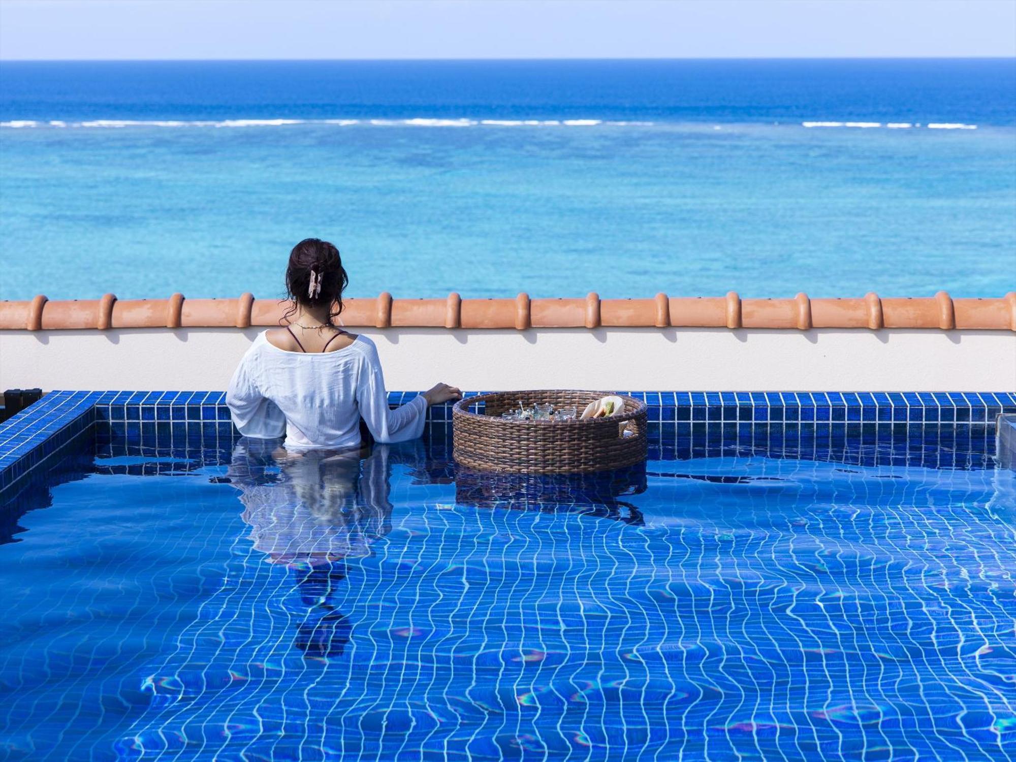 Aquasense Hotel & Resort Онна Экстерьер фото